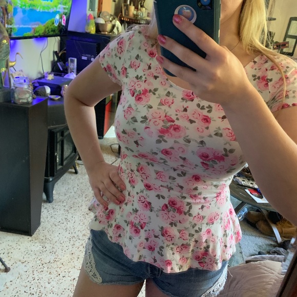 H&M Divided Rose Floral Pattern Peplum Top - Picture 3 of 5